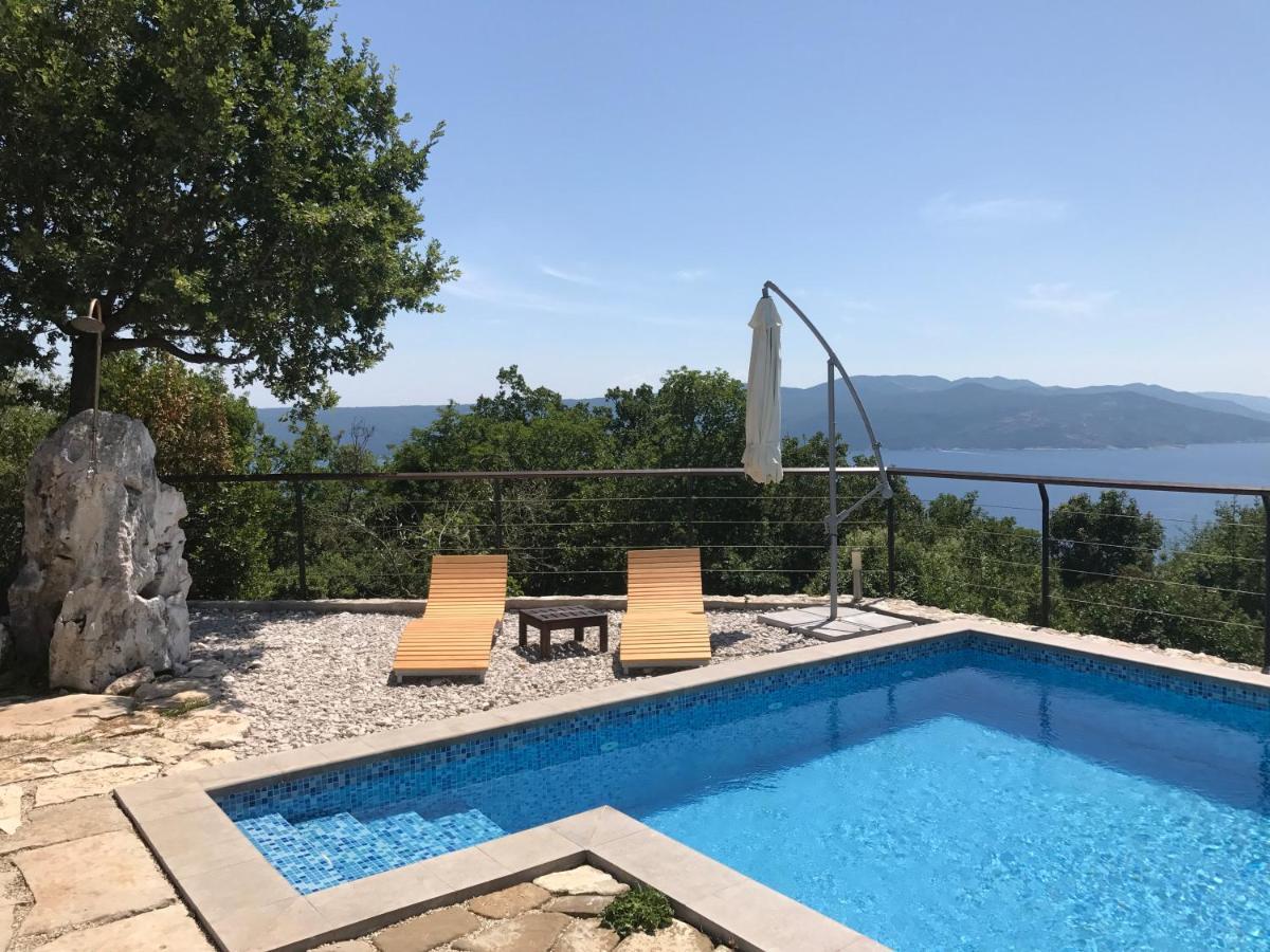 Ivanini Secluded Stone Villa With A Stunning View Брсеч Экстерьер фото