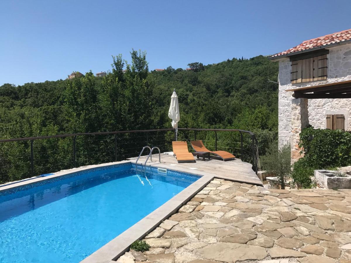 Ivanini Secluded Stone Villa With A Stunning View Брсеч Экстерьер фото
