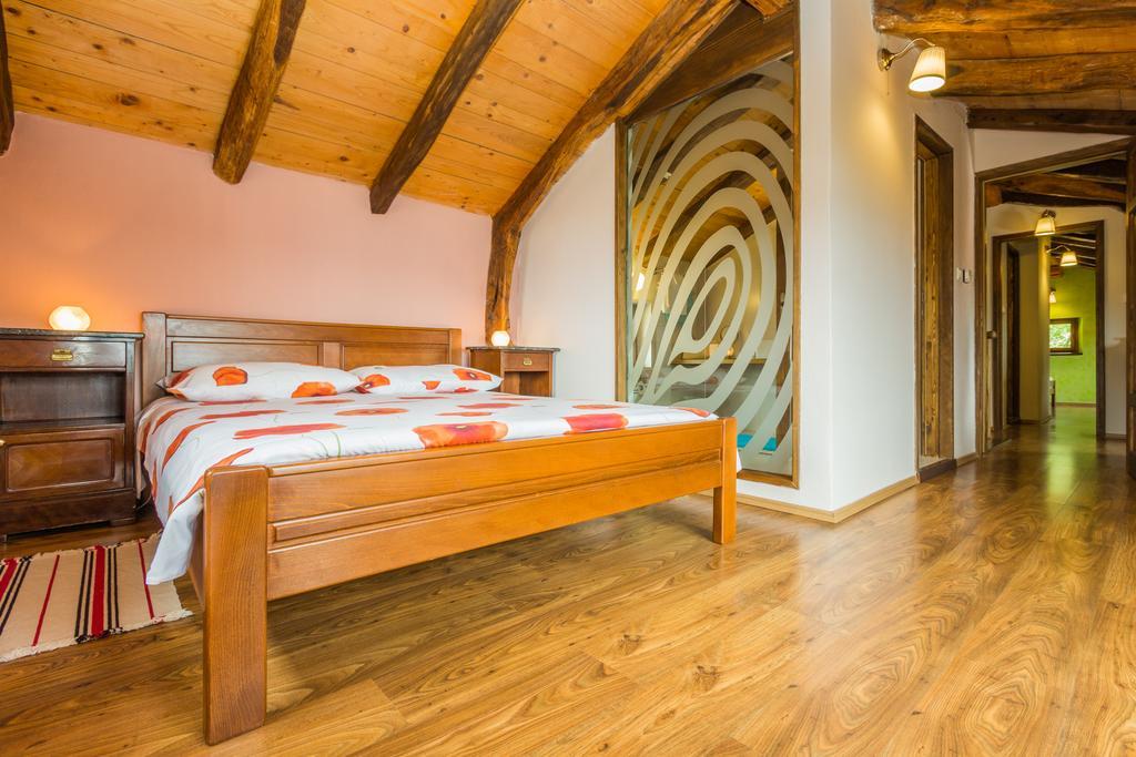 Ivanini Secluded Stone Villa With A Stunning View Брсеч Экстерьер фото